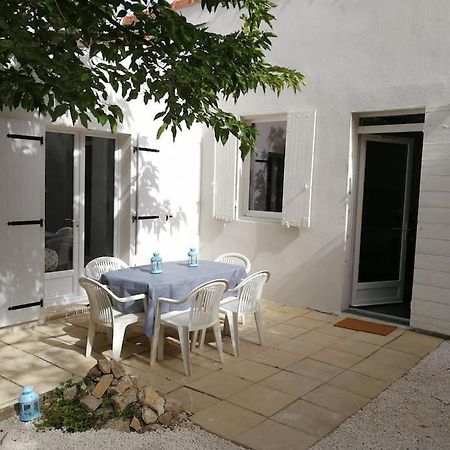 Villa Au Calme Avec Exterieur Et Parking Gratuit Aux Portes D'Aix Et Marseille Emplacement Ideal Extérieur photo